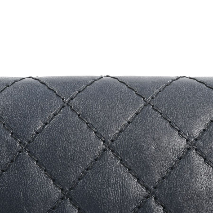 Chanel Shoulder Bag Boy Large — view 8