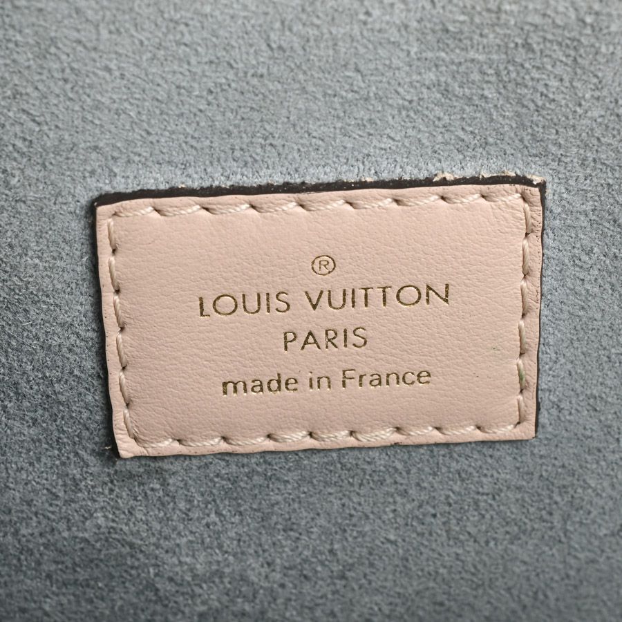 Louis Vuitton Handbag on My Side MM — view 6