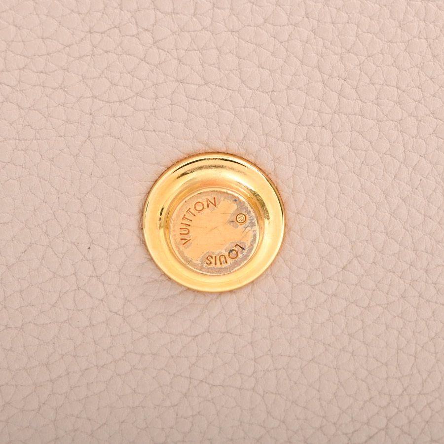 Louis Vuitton Handbag on My Side MM — view 7