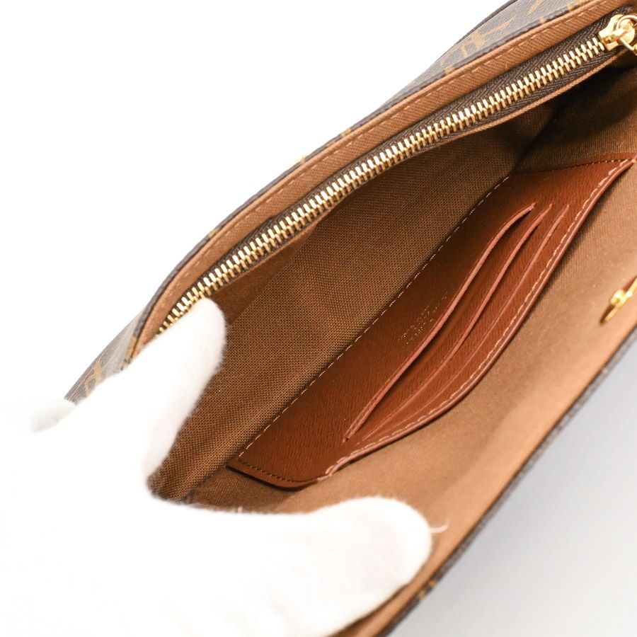 Louis Vuitton Shoulder Bag Wallet on Chain — view 4