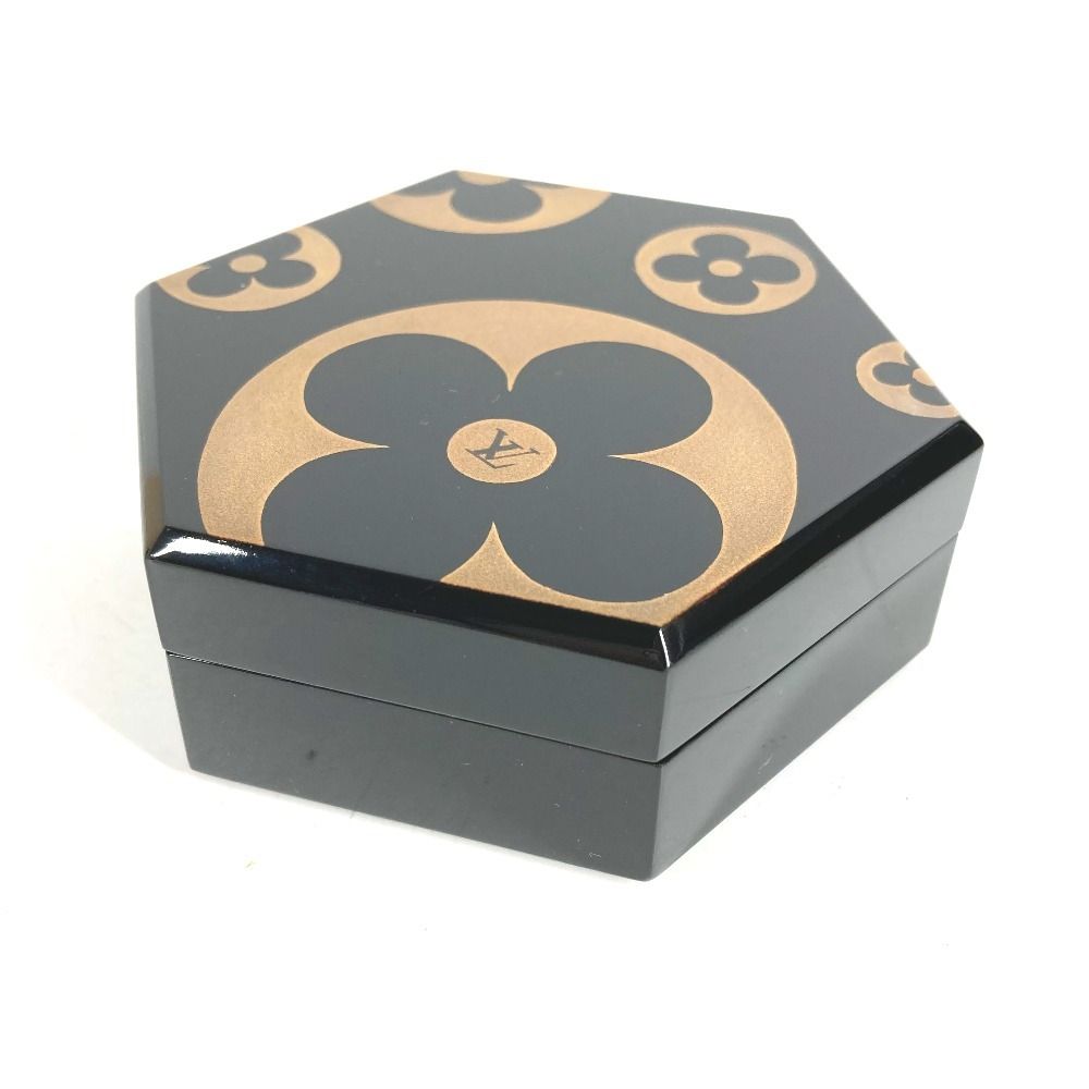 Louis Vuitton Case Limited to 200 Wajima Lacquer Black Shoulder — view 5