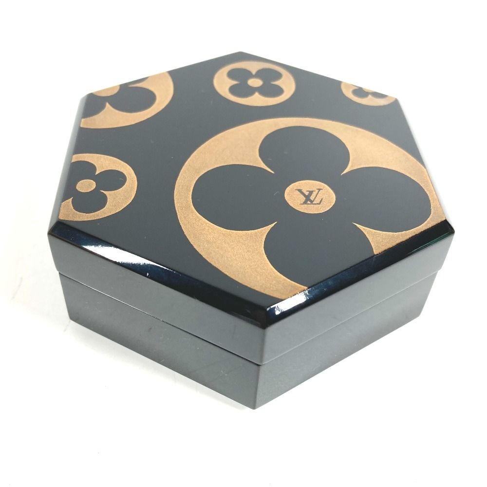 Louis Vuitton Case Limited to 200 Wajima Lacquer Black Shoulder — view 2