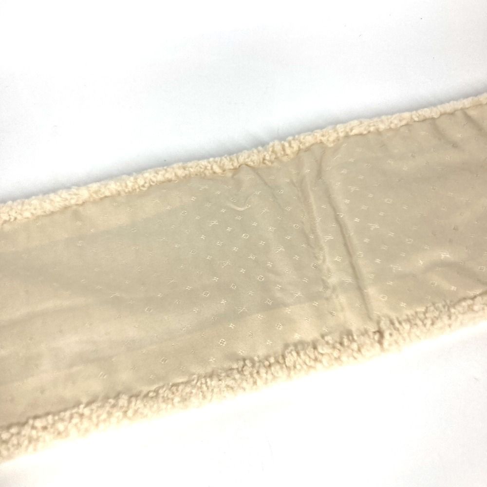 Louis Vuitton Scarf Echarpe Shirred Lamb Shearling Beige — view 7