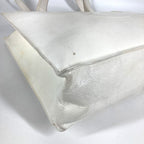 Chanel Shoulder Bag Logo CC Caviar Leather White — view 5