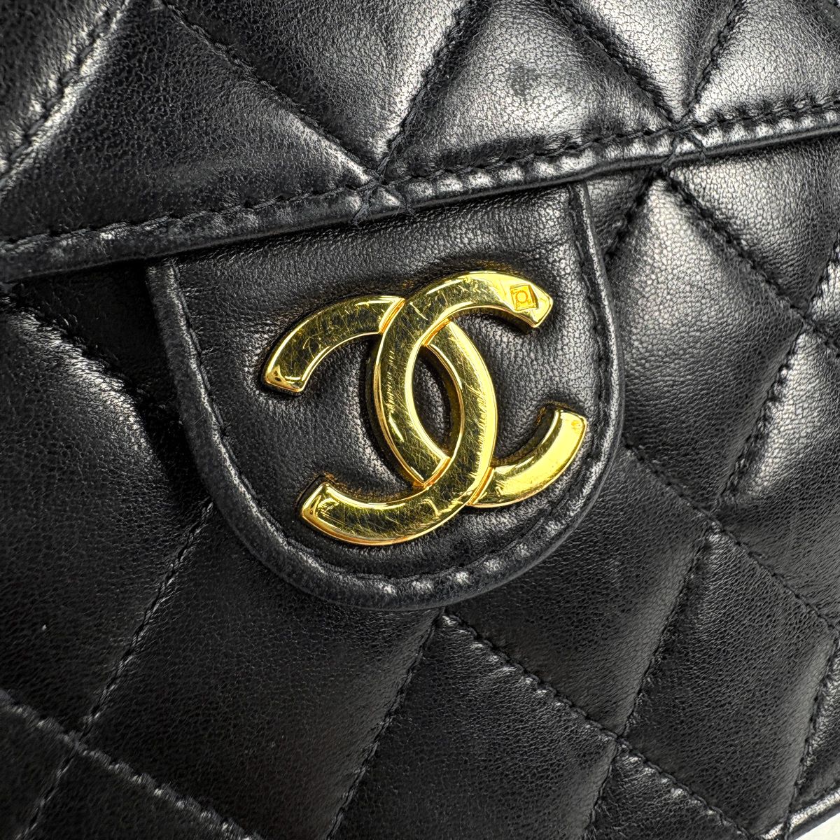 Chanel Quilted Single Flap Chain Shoulder Bag CC Logo Push Lock Leather Black — view 4