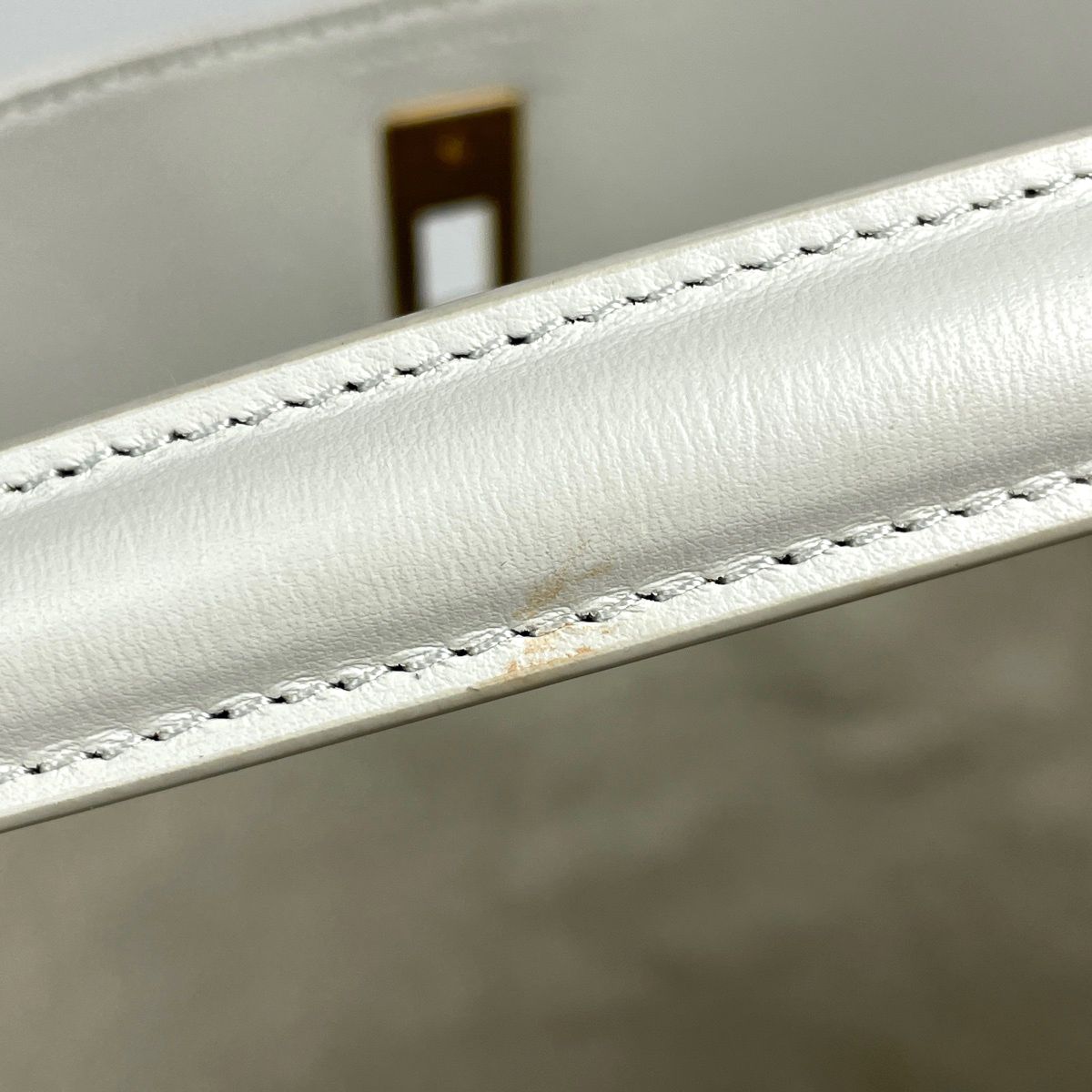 Celine Bucket 16 2-Way Shoulder Bag Leather White — view 6