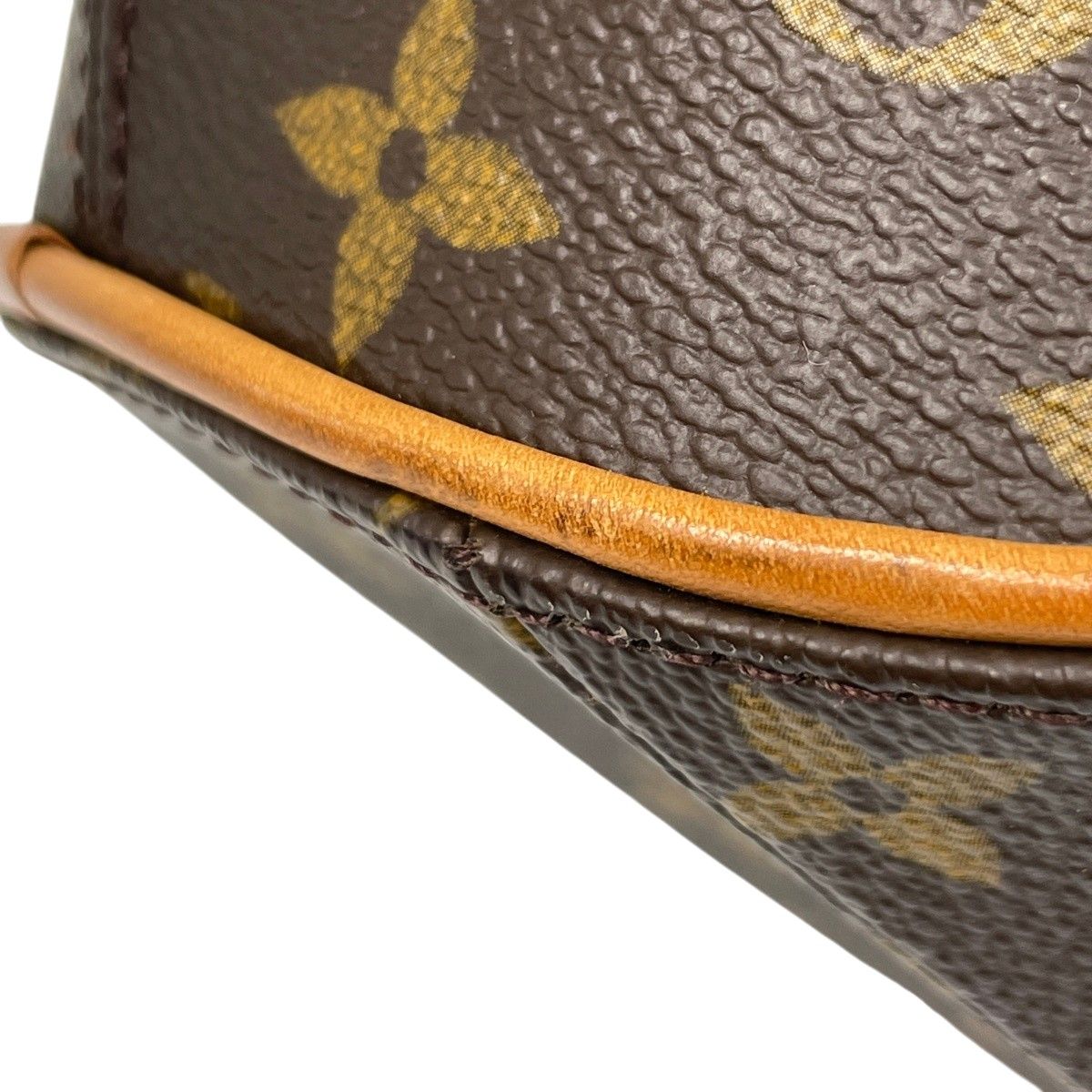 Louis Vuitton Ellipse MM Handbag Monogram Brown — view 3
