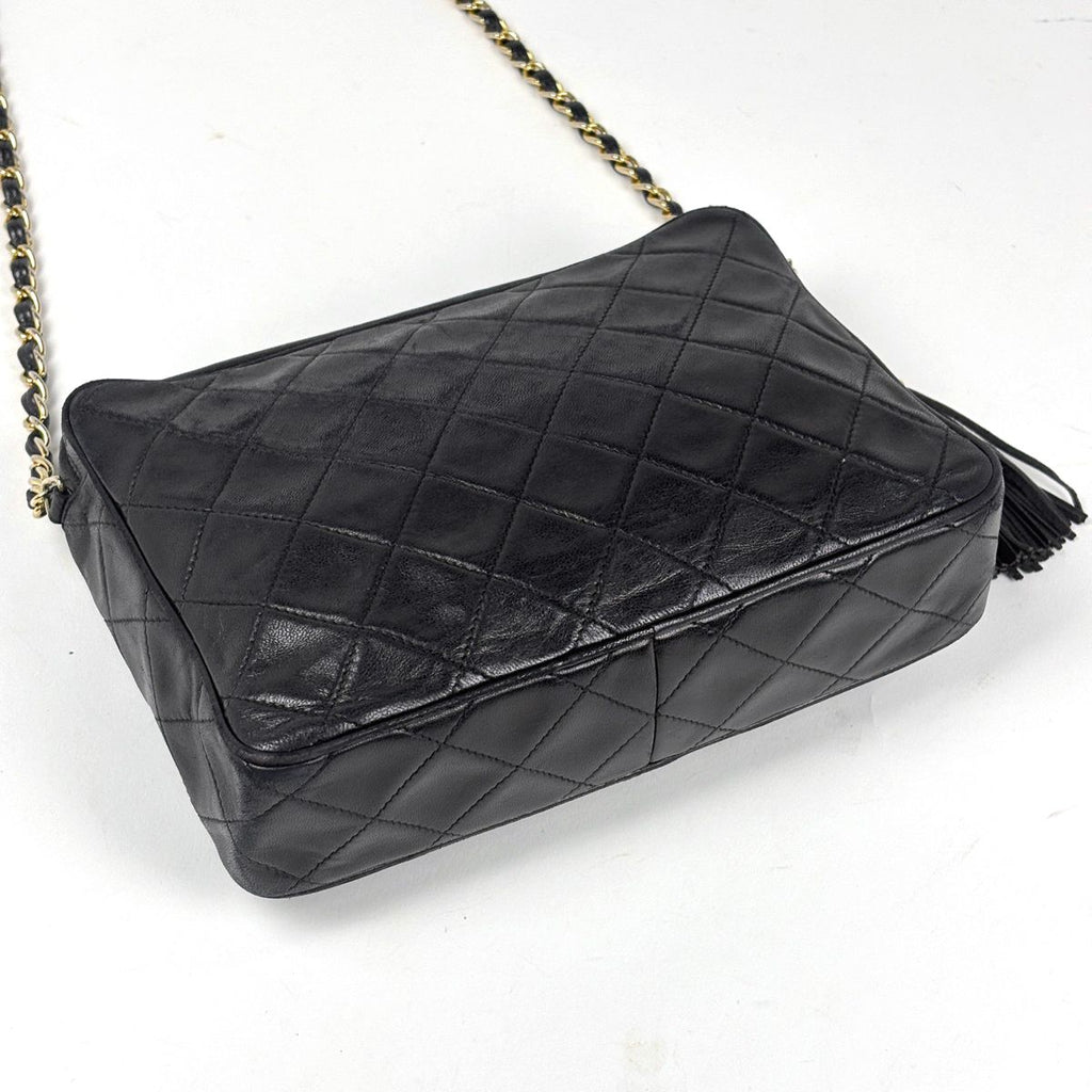 Chanel CC Logo Chain Shoulder Bag Quilted Fringe Leather Black — view 2