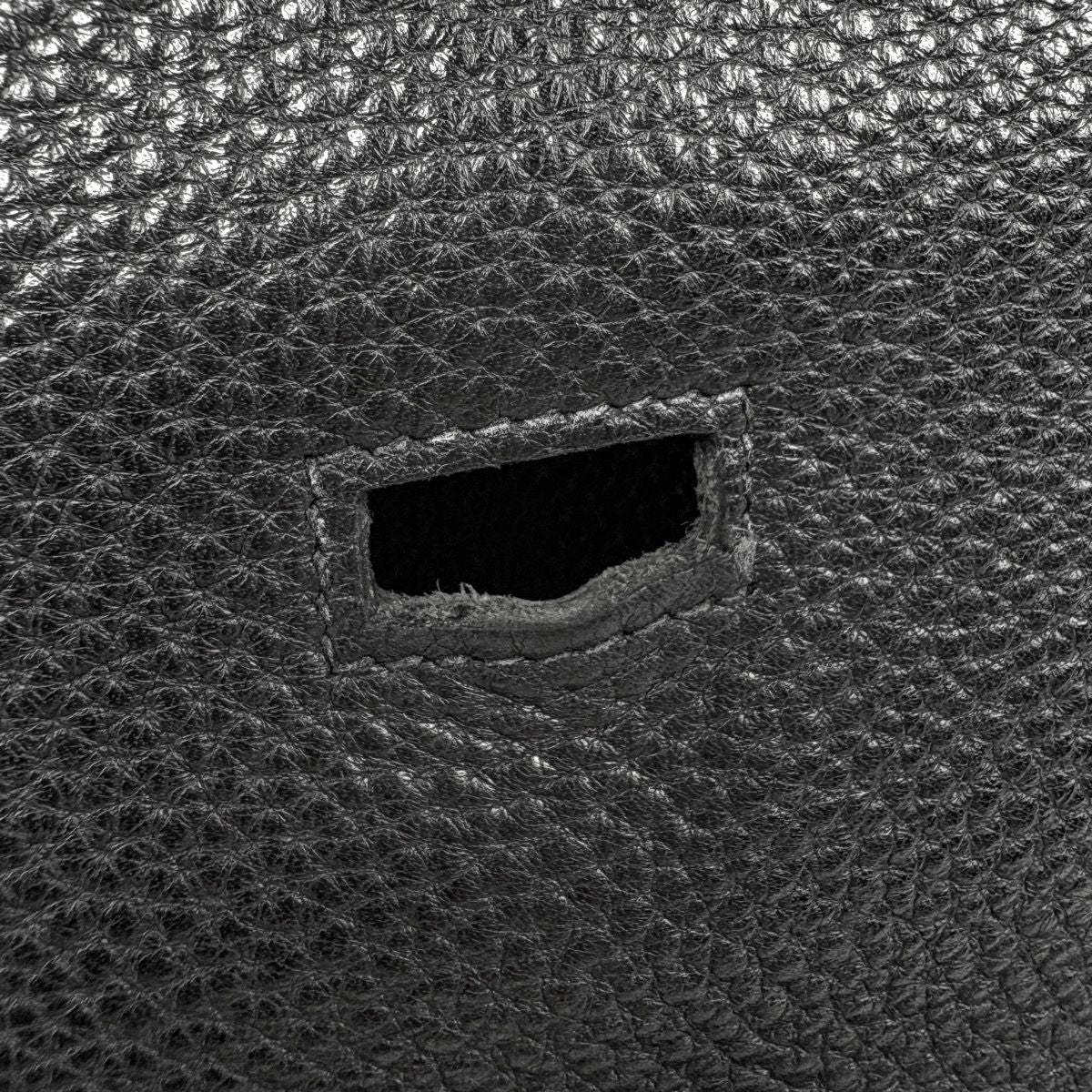Hermes Gipsiere 37 Crossbody Shoulder Bag Taurillon Clemence Black — view 7