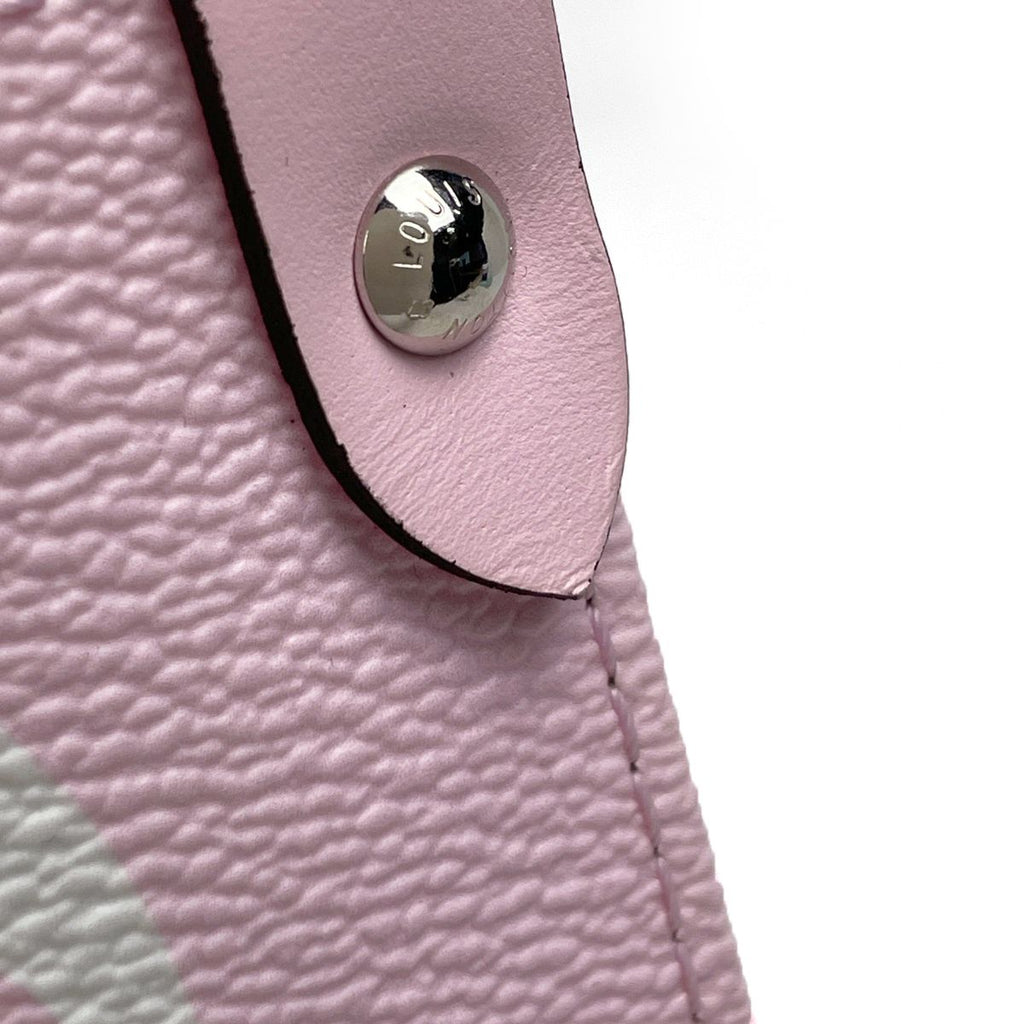 Louis Vuitton On The Go GM LV Escale Tote Monogram Giant Pastel — view 5