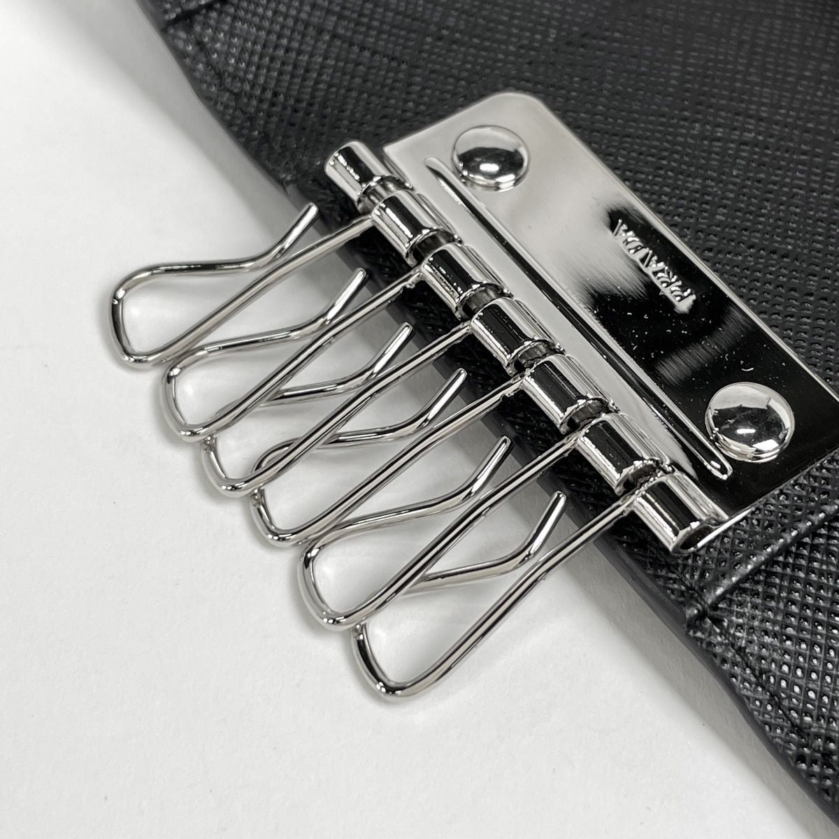Prada Logo 6 Key Case Key Ring Leather Nero Key Holder — view 4
