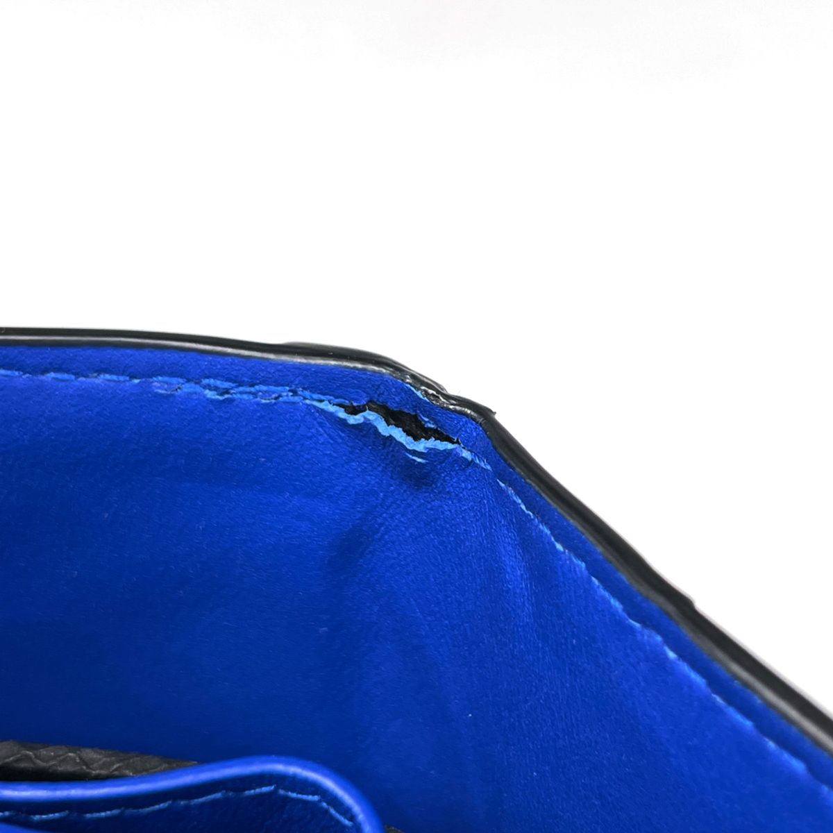 Bottega Veneta Intrecciato Bifold Wallet Bicolor Leather Black Blue — view 6