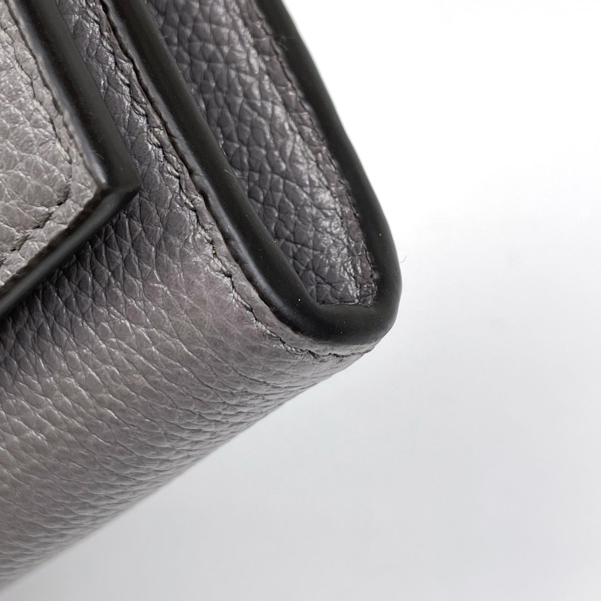 Gucci Zumi Continental Wallet Bifold Leather Gray — view 3