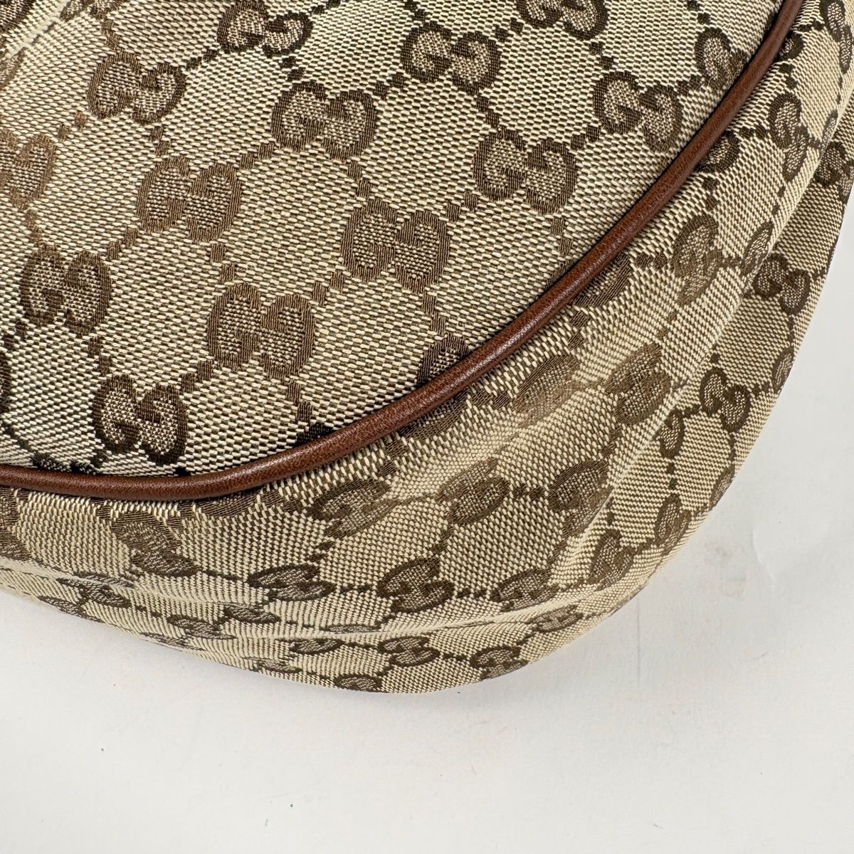 Gucci GG Pattern Ski Shoulder Bag Canvas Brown — view 3