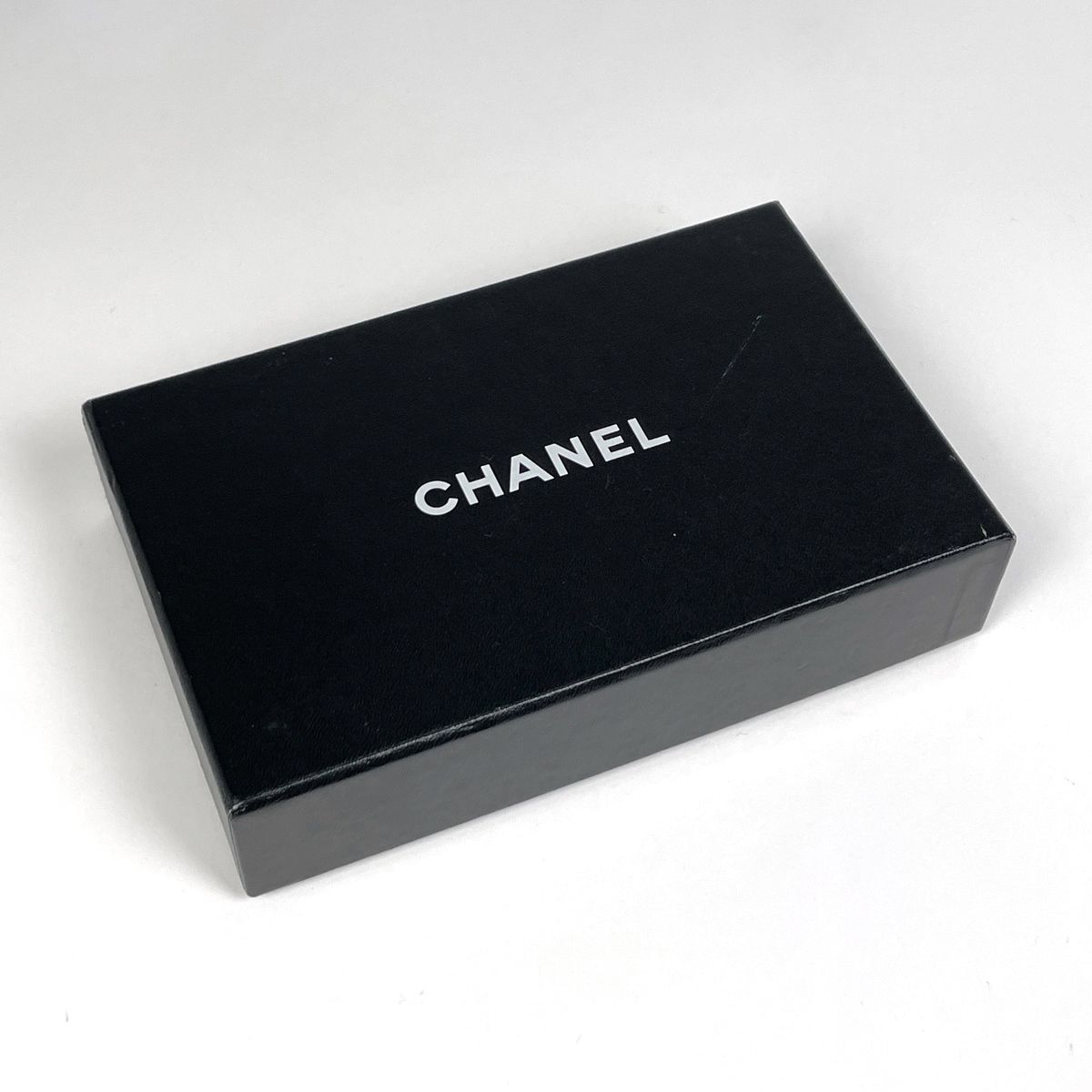 Chanel Camellia Bifold Wallet CC Logo Leather Black — view 7