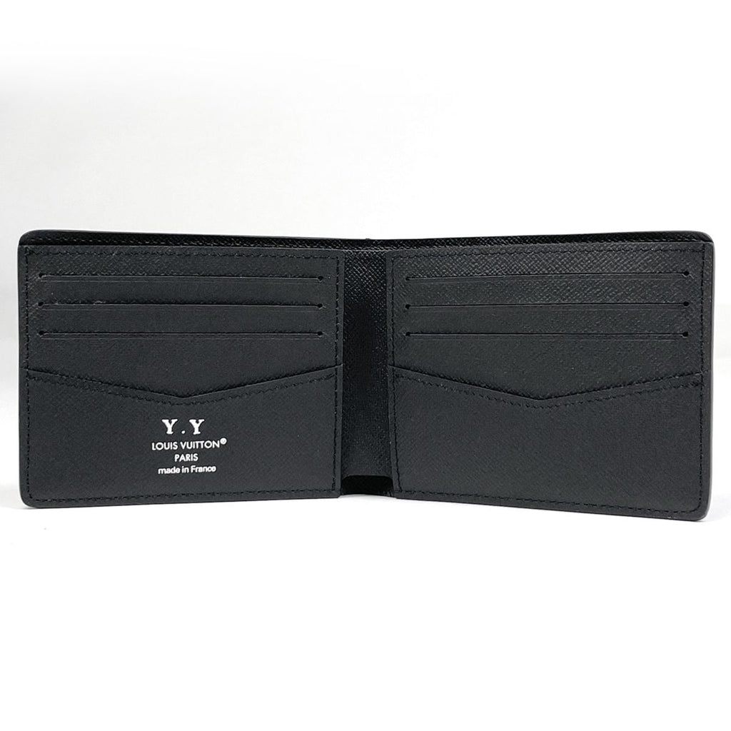 Louis Vuitton Portefeuille Calf Bifold Wallet Taiga Noir — view 6
