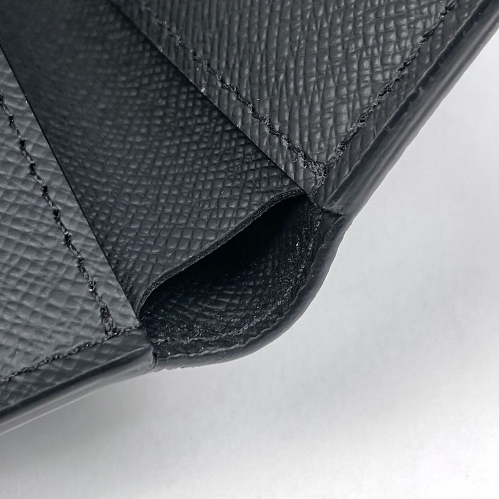 Louis Vuitton Portefeuille Calf Bifold Wallet Taiga Noir — view 4