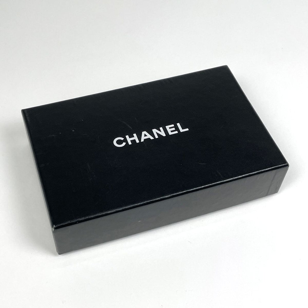 Chanel Coco Button Bifold Wallet CC Logo Leather Black — view 9