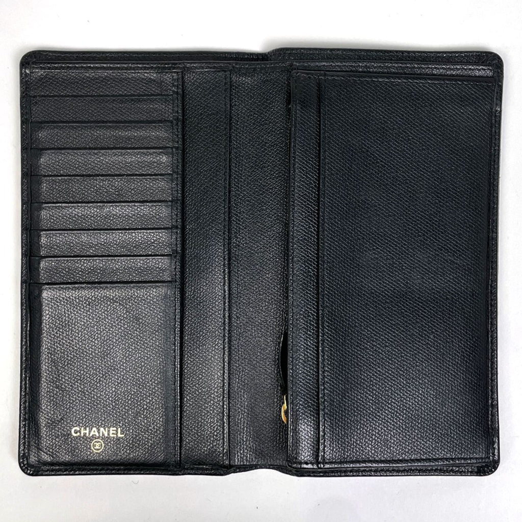 Chanel Coco Button Bifold Wallet CC Logo Leather Black — view 7