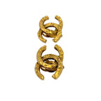 Chanel Vintage CC Logo Earrings Gold — view 3