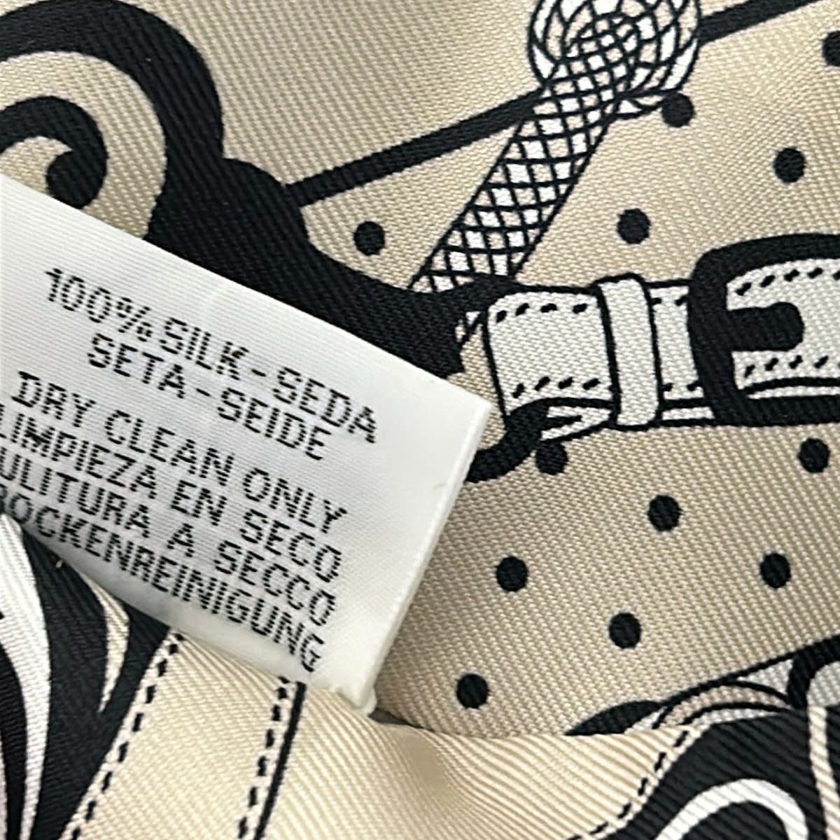 Hermes Scarf Twill Gray Ju Noir Blanc Ribbon Festival Des Amazones — view 3