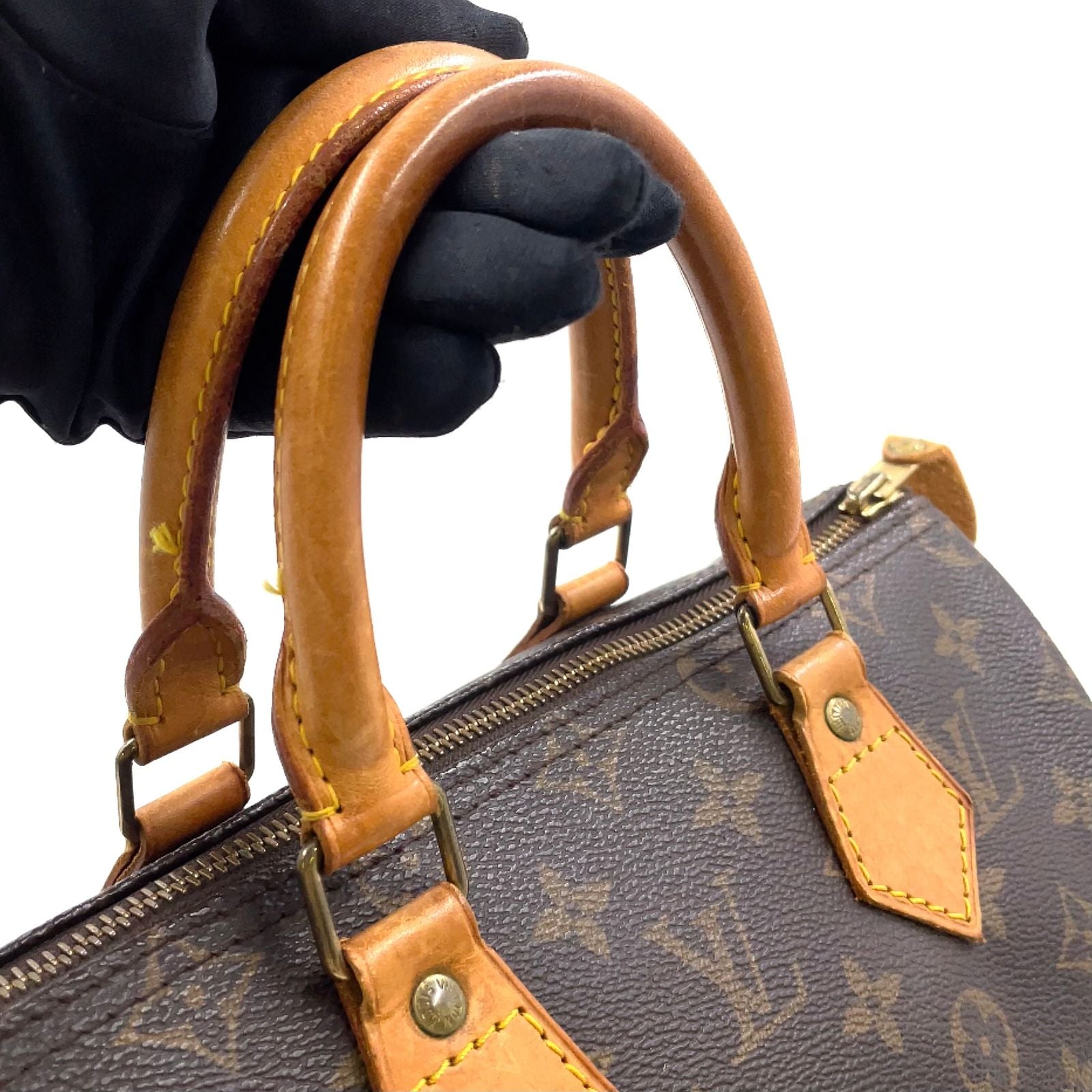 Louis Vuitton Speedy 25 Vintage Handbag — view 5