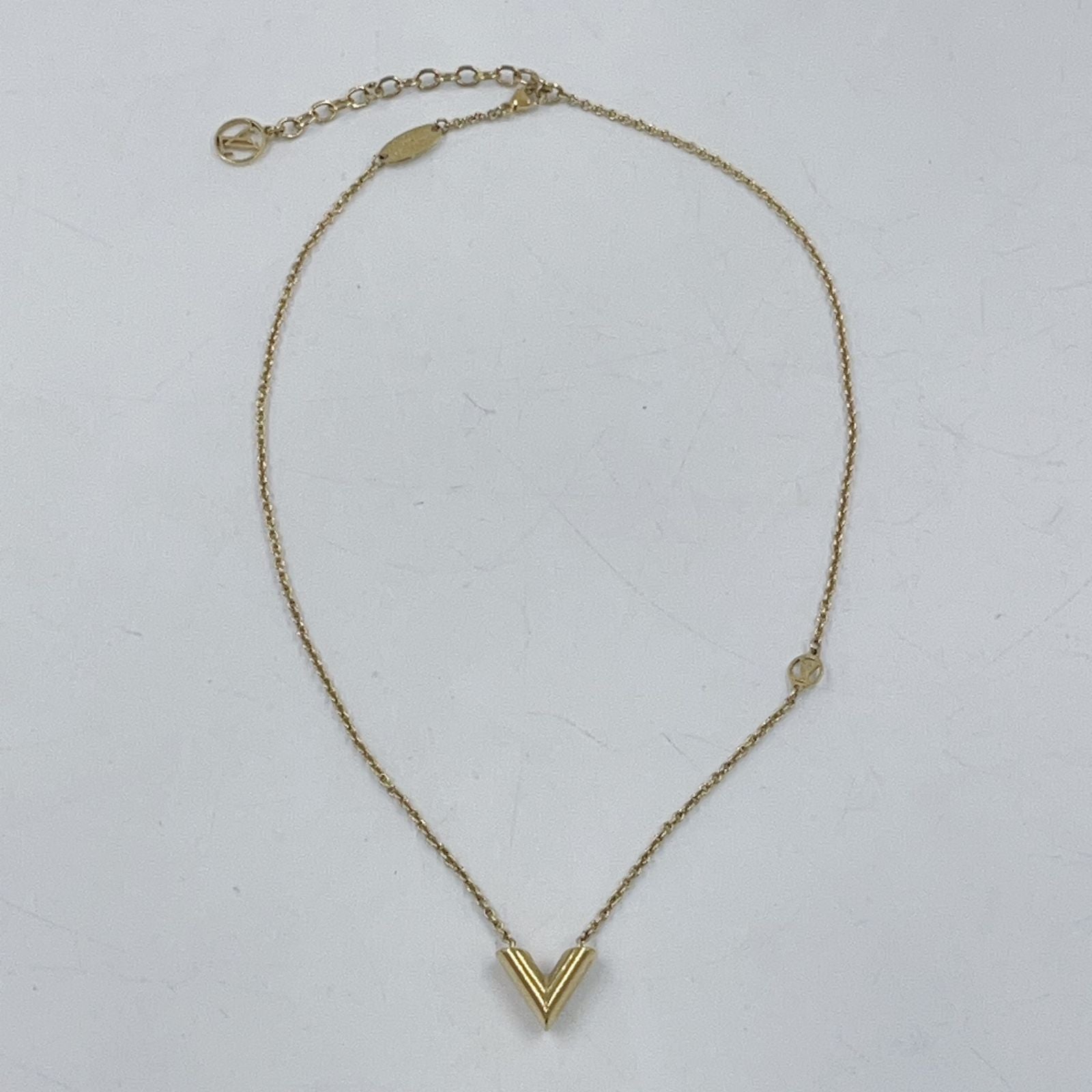 Louis Vuitton Essential Gold Plated Necklace — view 3