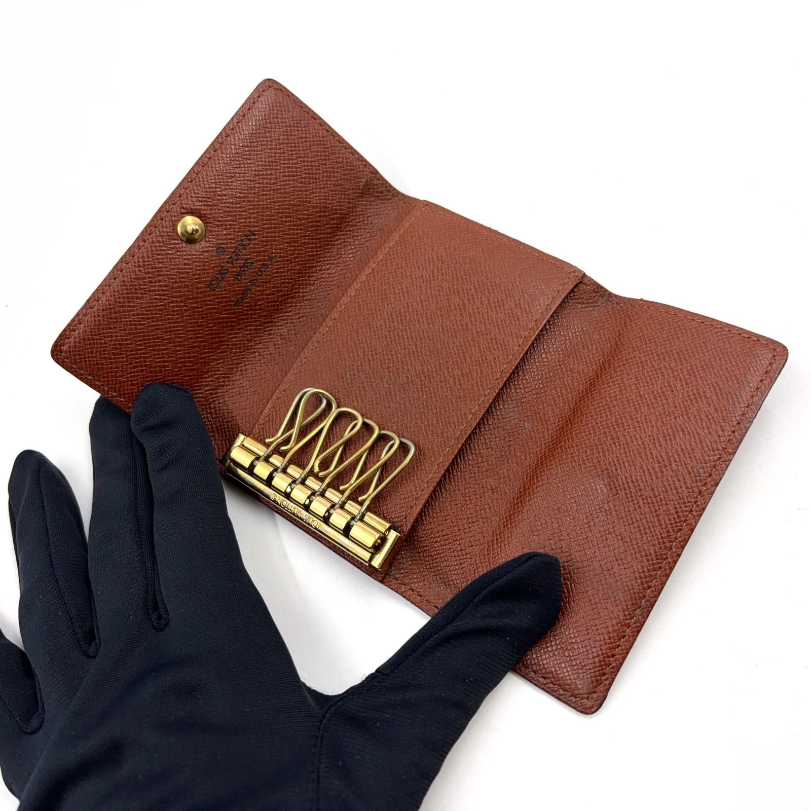 Louis Vuitton Multicles 6 Monogram Leather Brown Key Case Gold Key Holder — view 3