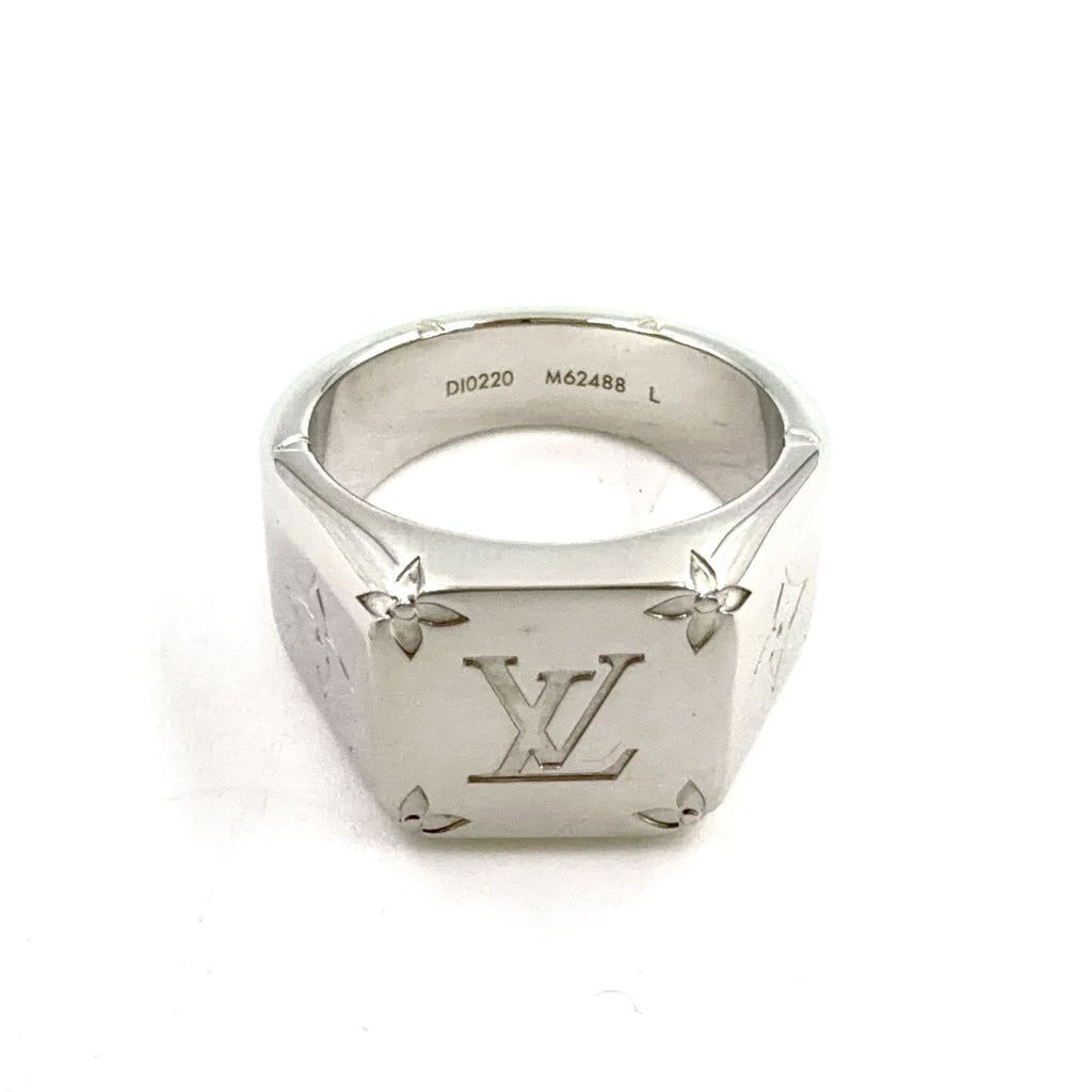 Louis Vuitton Signet Ring Monogram Metal Silver — view 7