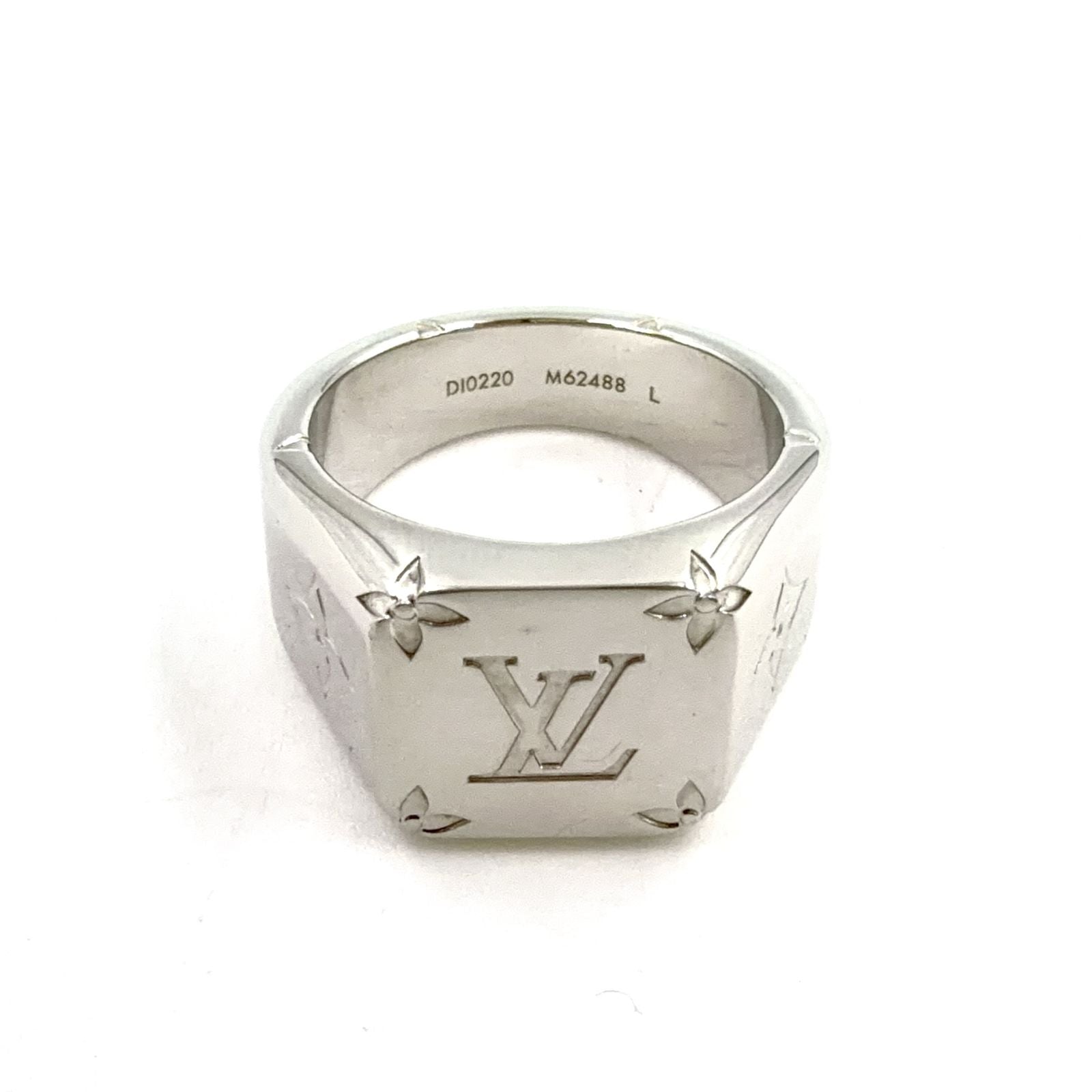 Louis Vuitton Signet Ring Monogram Metal Silver — view 7