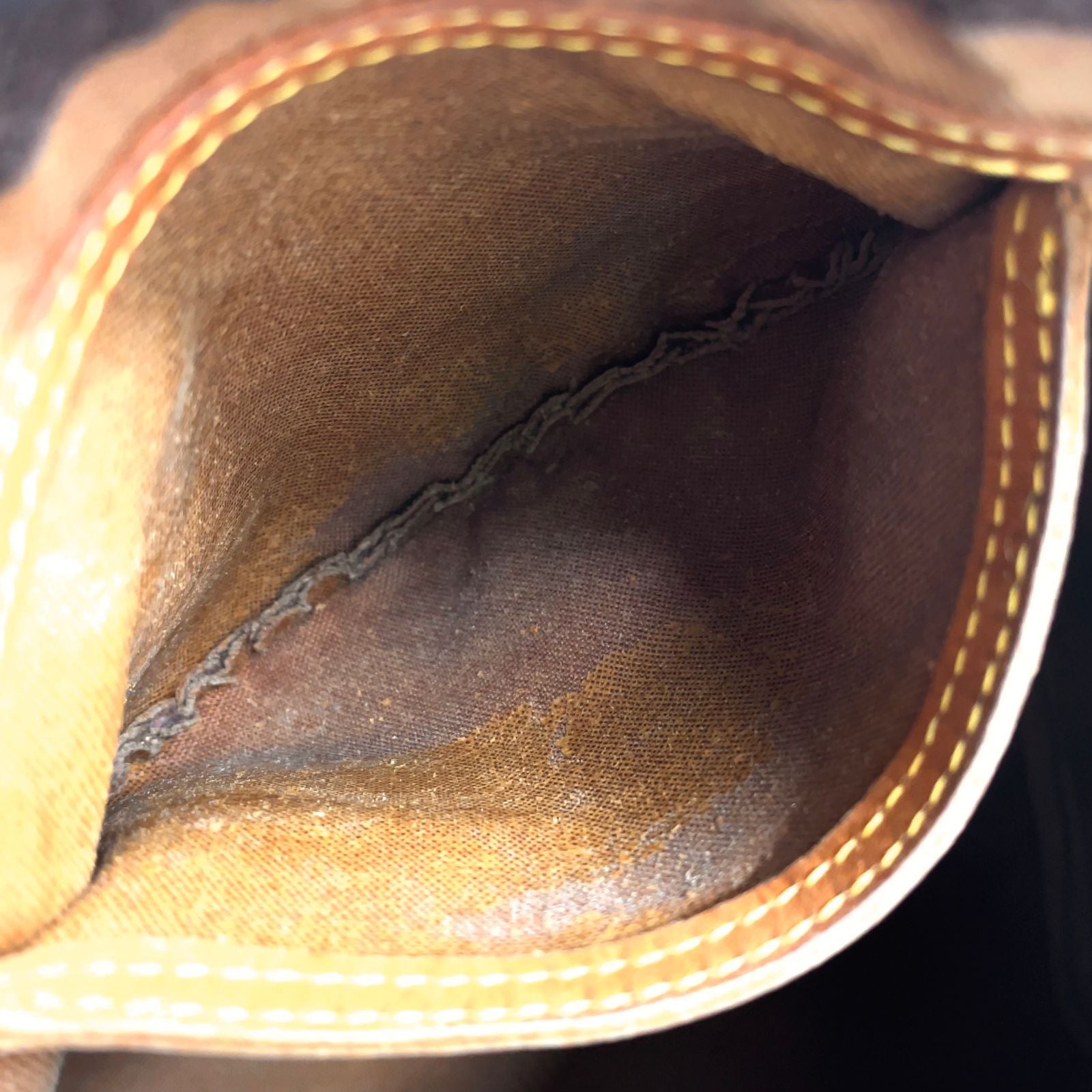 Louis Vuitton Speedy 30 Monogram Leather Brown Handbag Gold — view 7