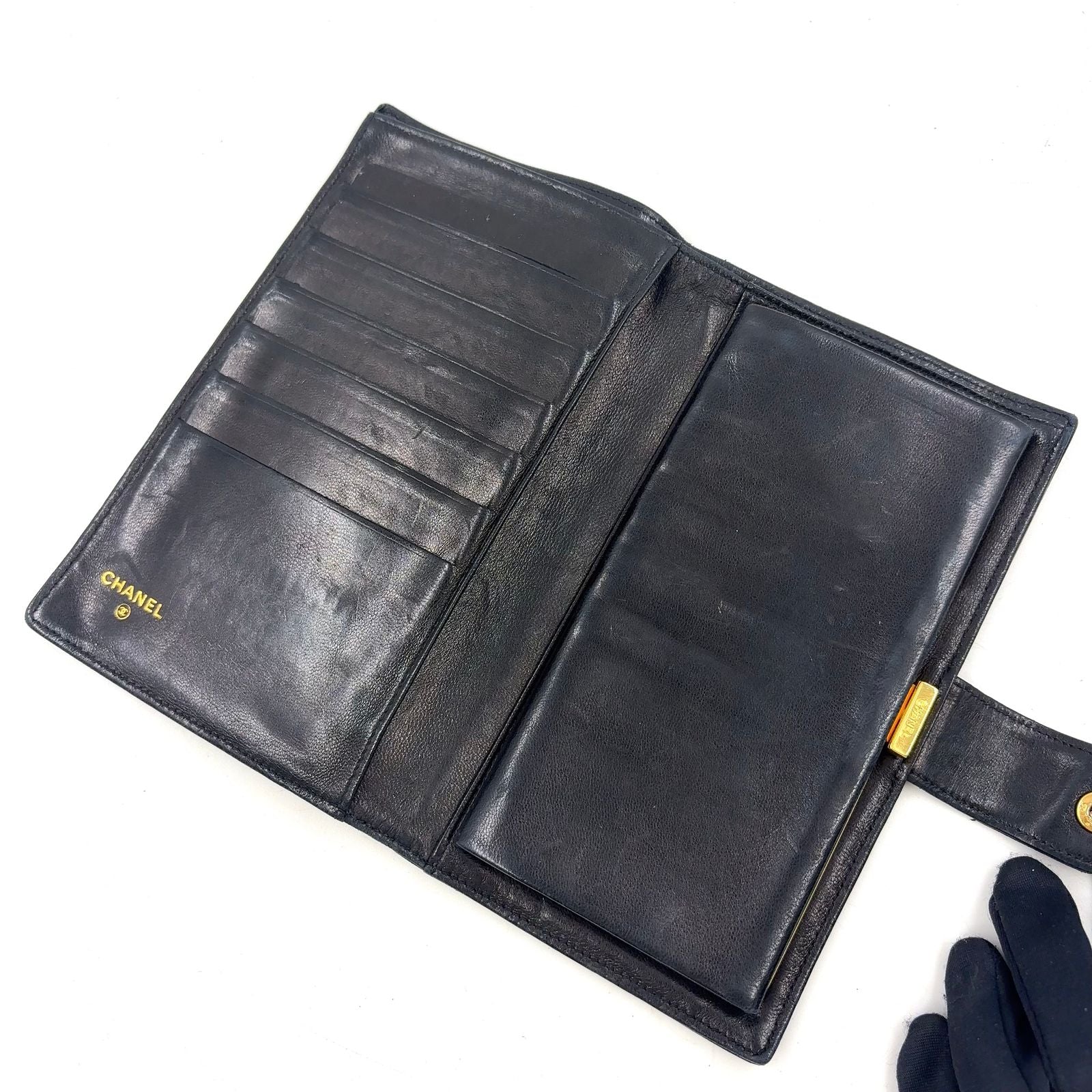 Chanel CC Logo Lambskin Black Bifold Wallet Gold — view 3