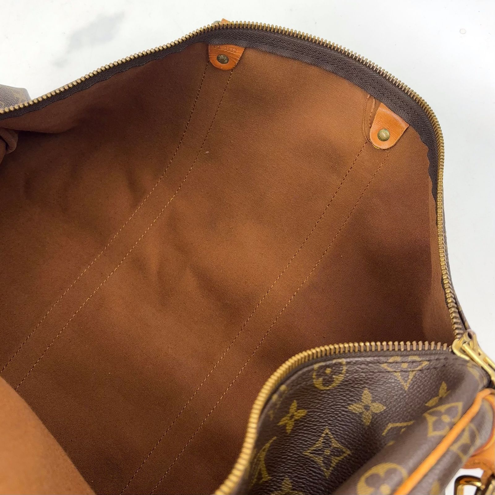 Louis Vuitton Keepall 55 Monogram Leather Brown Boston Bag Gold — view 9