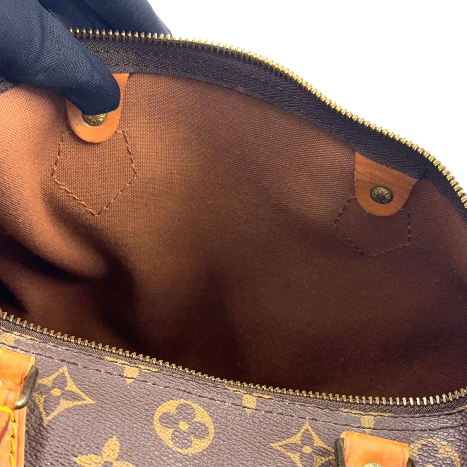 Louis Vuitton Speedy 30 Monogram Leather Brown Handbag Gold — view 8