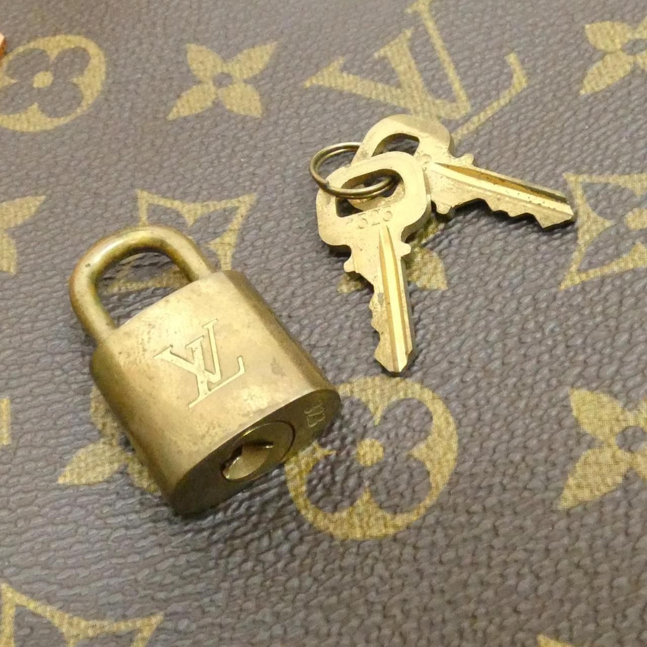 Louis Vuitton Monogram Speedy 40 cm Boston — view 3