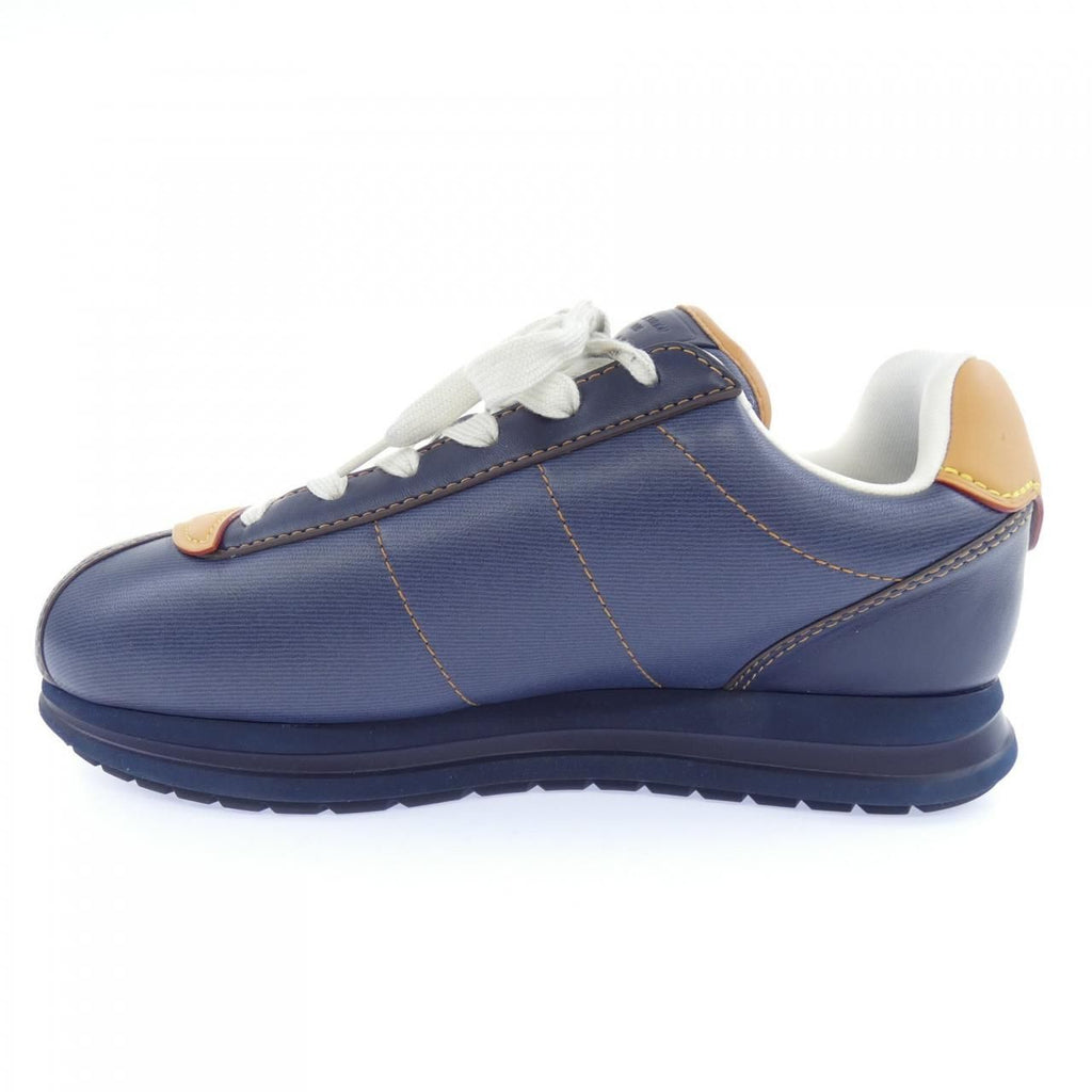 Louis Vuitton LV Buttersoft Sneakers — view 2