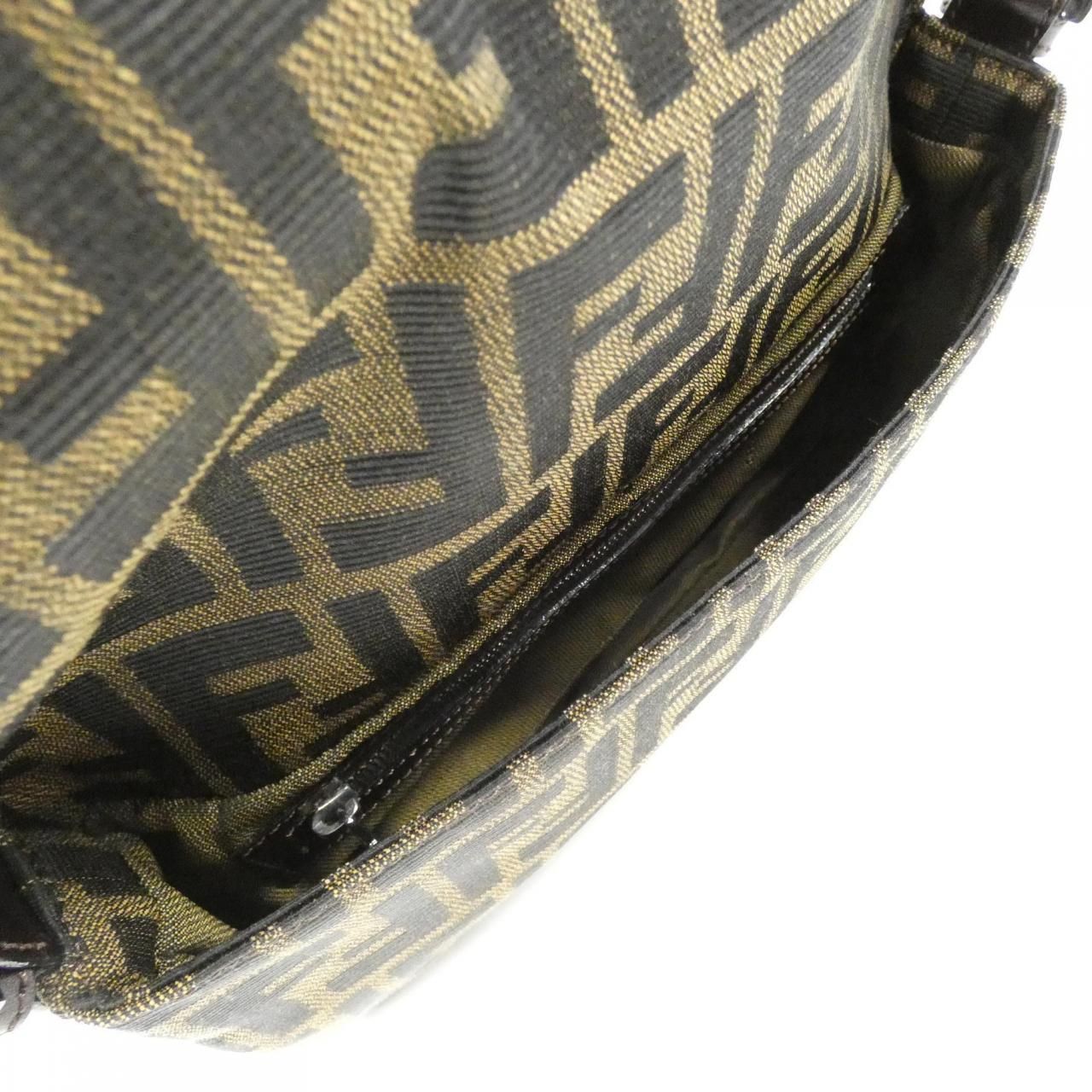 Fendi Vintage Baguette Shoulder — view 8