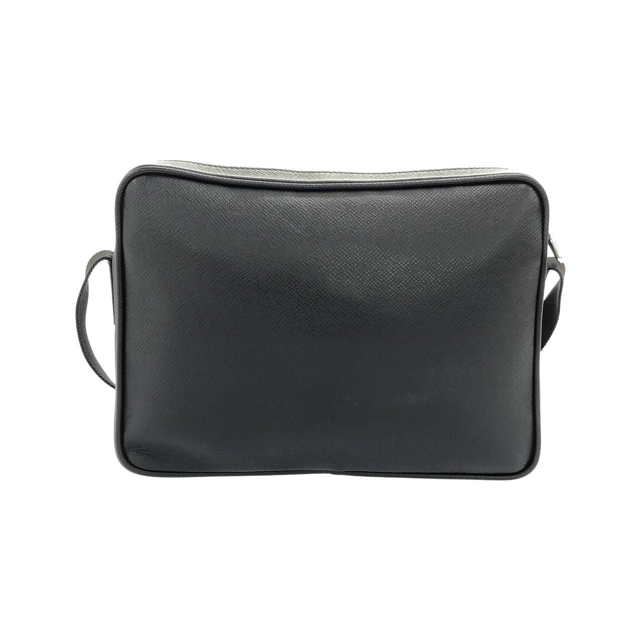 Louis Vuitton Taiga Bum Bag Outdoor — view 2