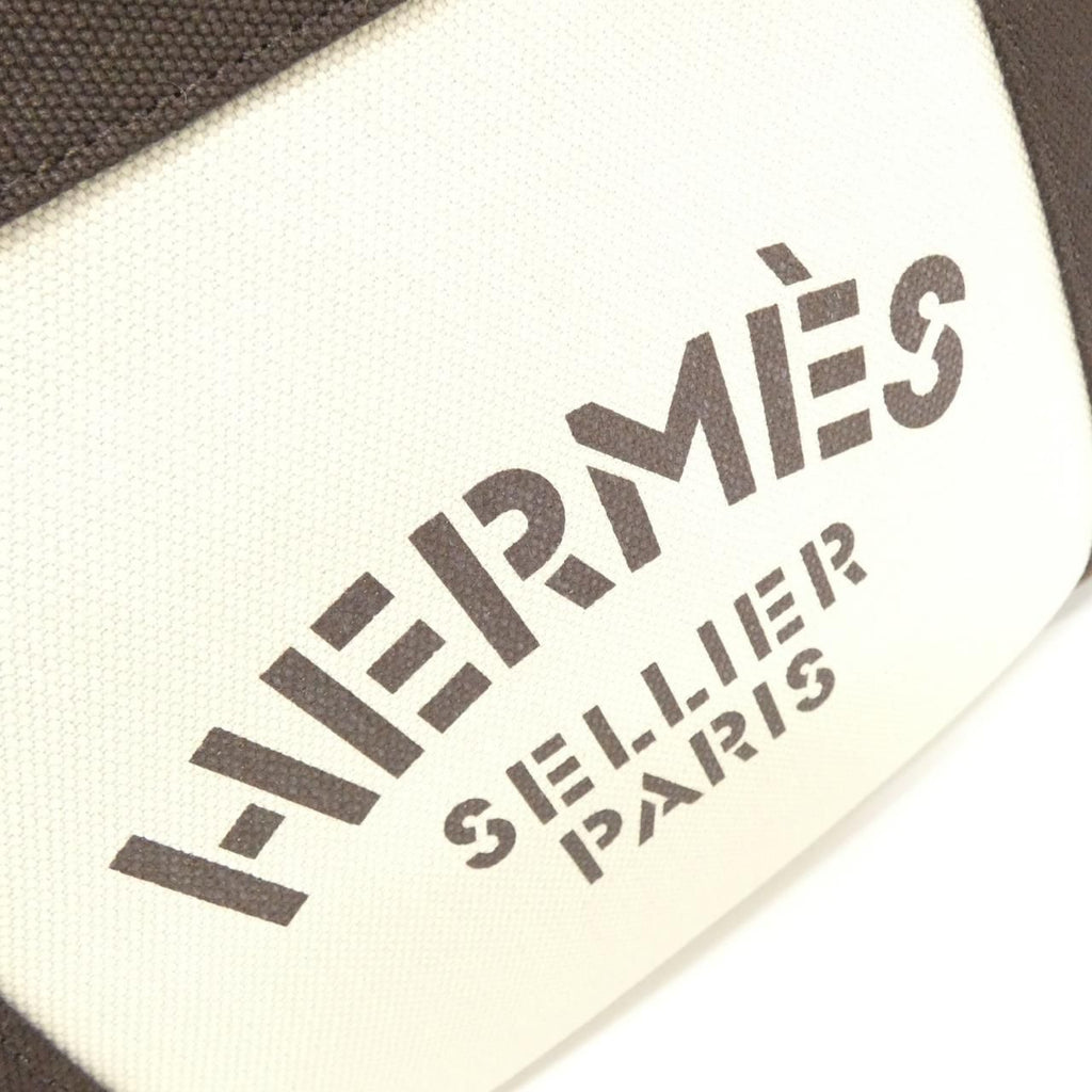 Hermes Gloom Bag Handbag Beige — view 4