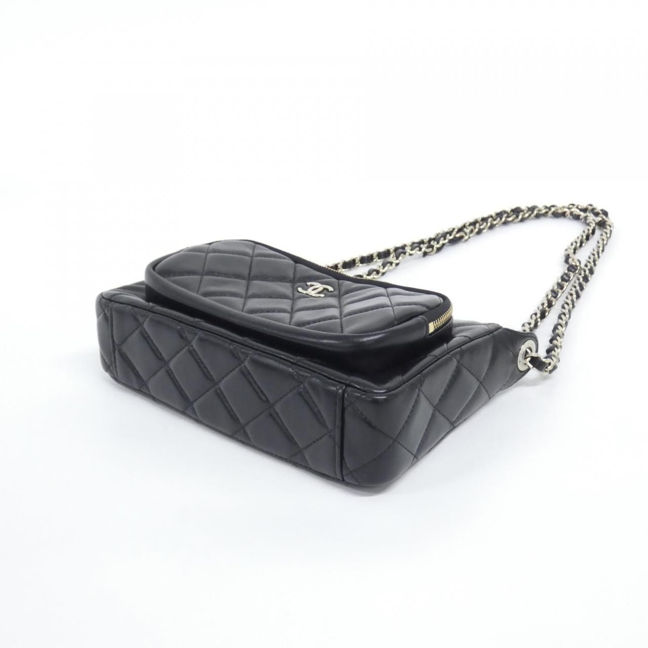 Chanel Shoulder Bag Black — view 3
