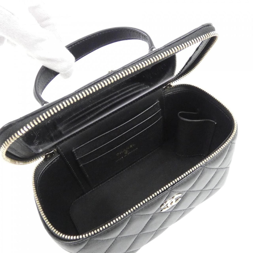 Chanel Bag Handbag Black — view 5