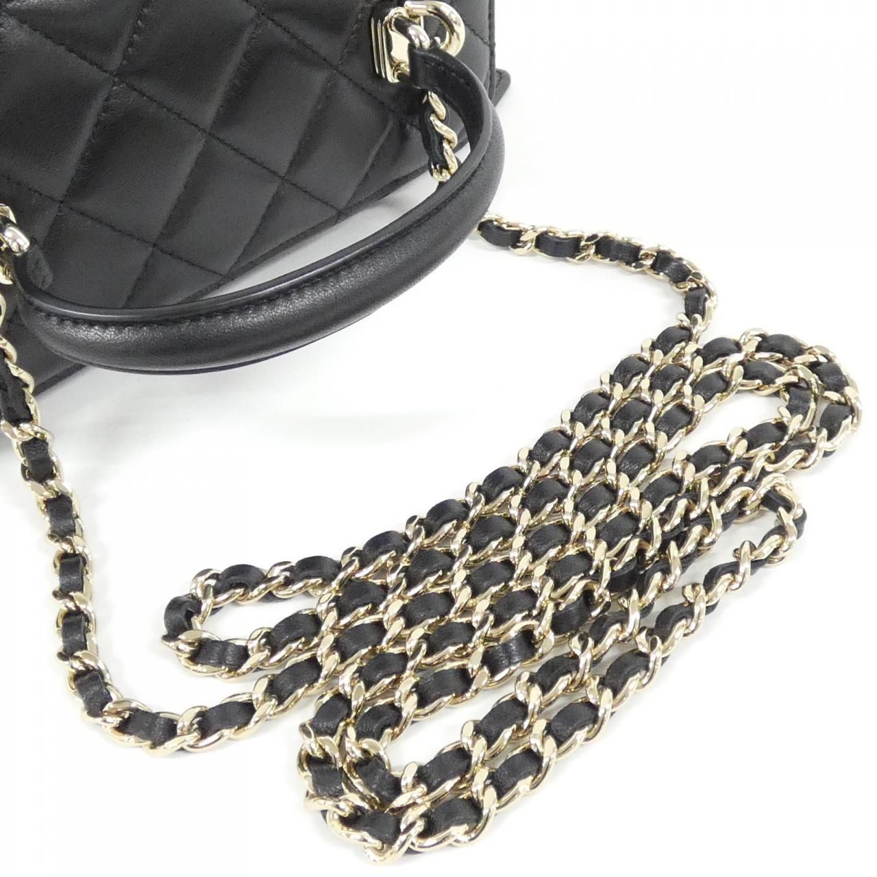 Chanel Bag Handbag Black — view 4