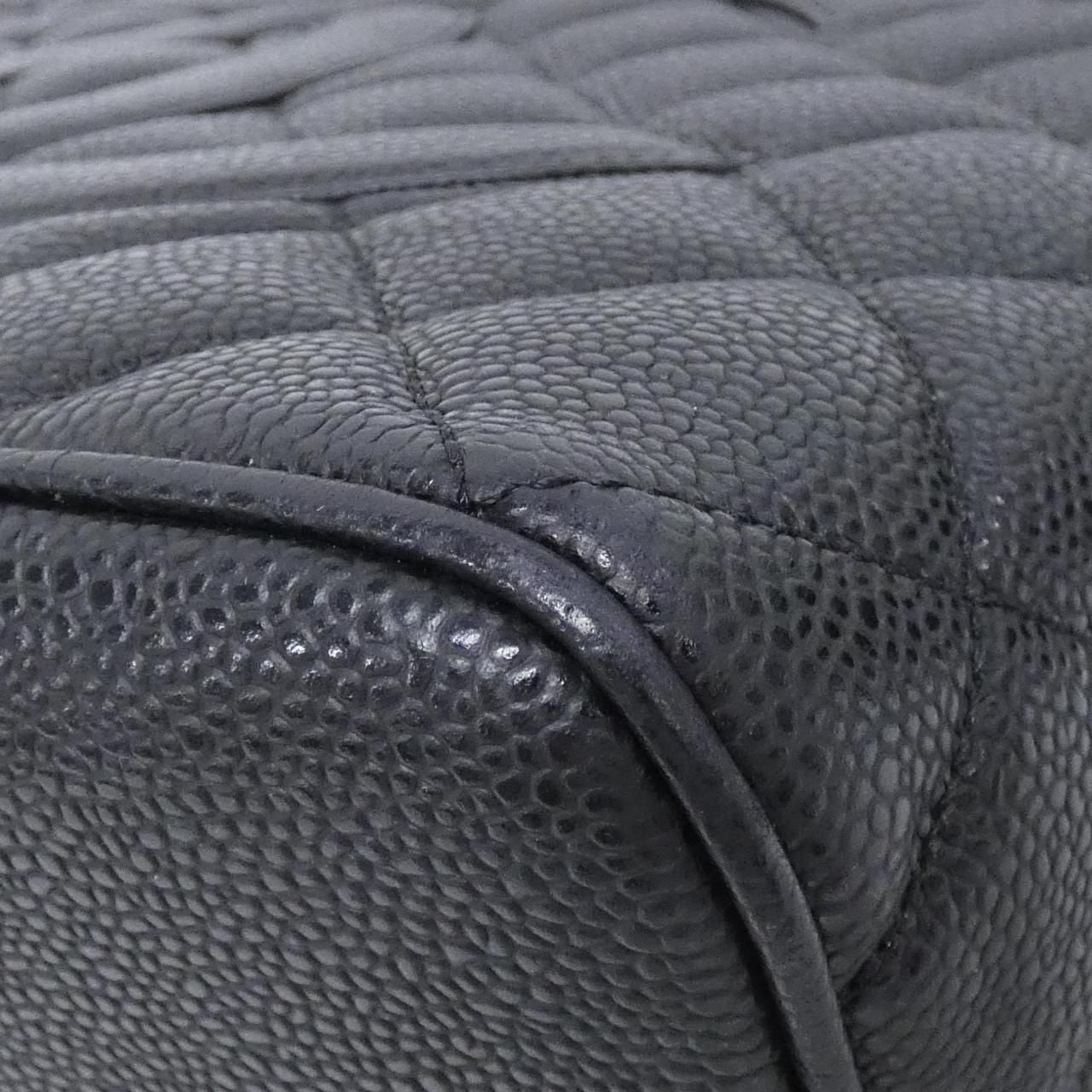 Chanel Bag Handbag Black — view 3