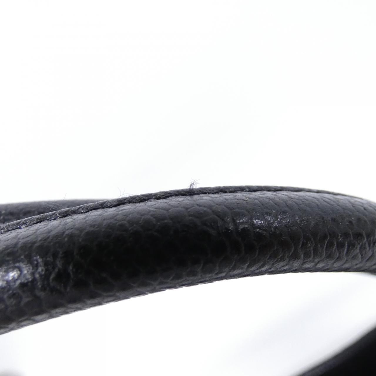 Chanel Bag Handbag Black — view 5