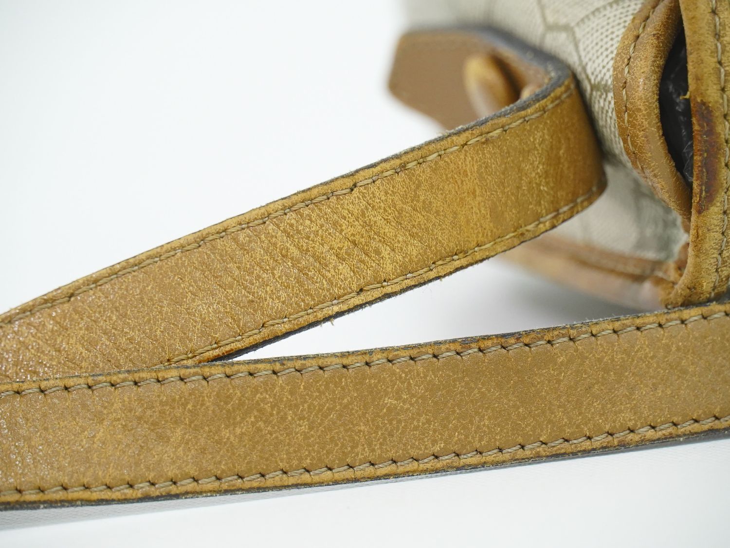 Dior Honeycomb Pattern Shoulder Bag Pochette Beige — view 5
