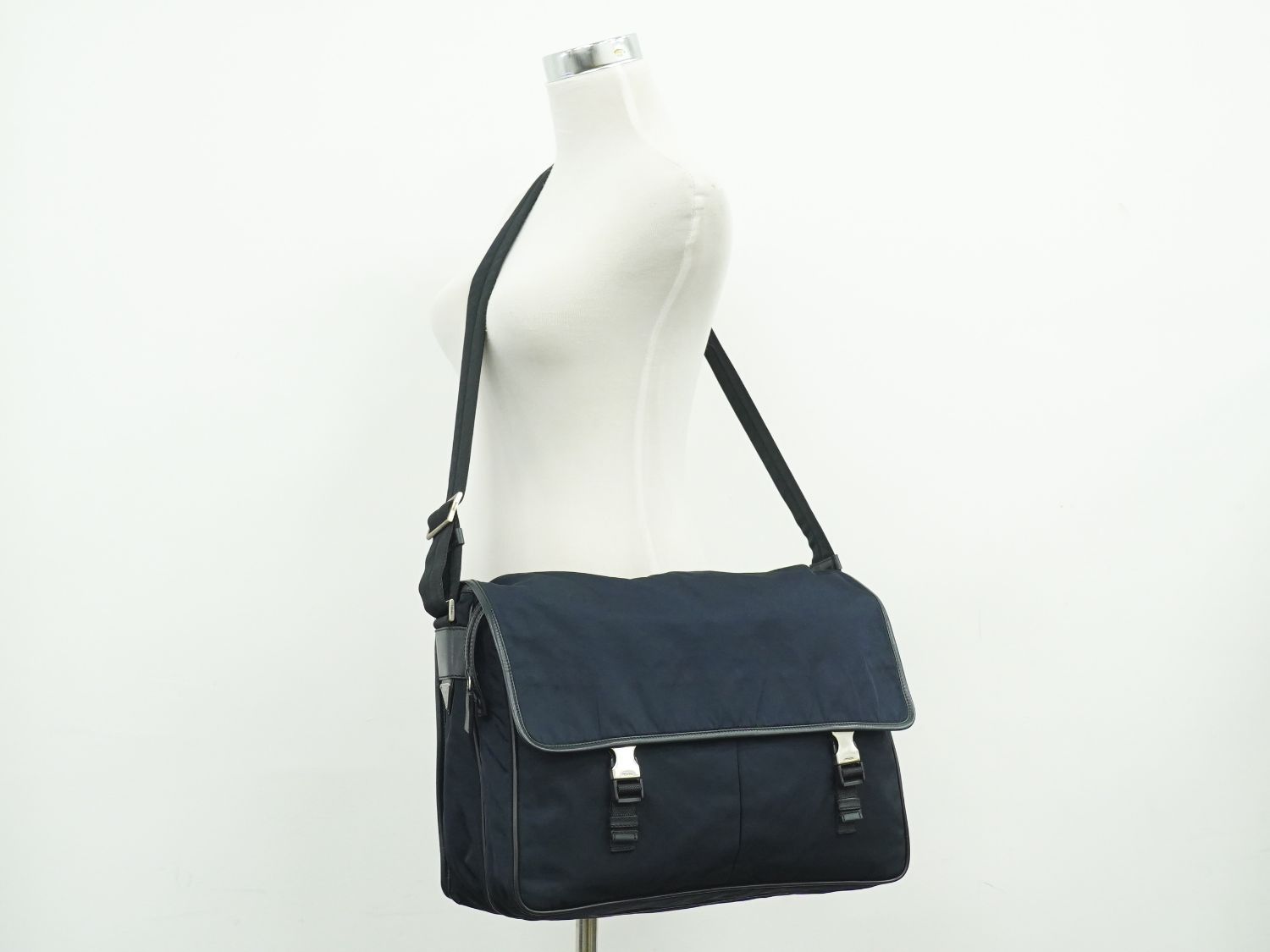 Prada Nylon Messenger Bag Pochette Navy — view 6