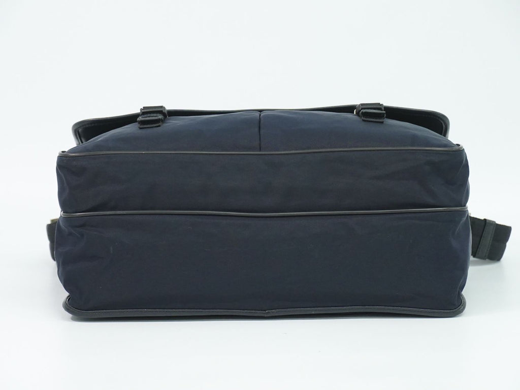 Prada Nylon Messenger Bag Pochette Navy — view 3