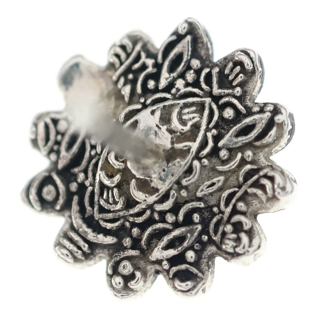 Gucci Double Flower Studded Earrings Silver — view 6