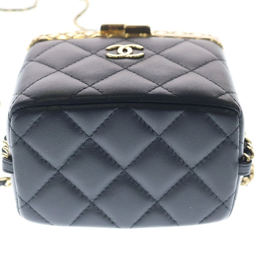 Chanel Quilted Mini Vanity Chain Shoulder Bag Lambskin Leather Gold Black — view 4