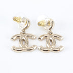 Chanel Earring Black — view 3